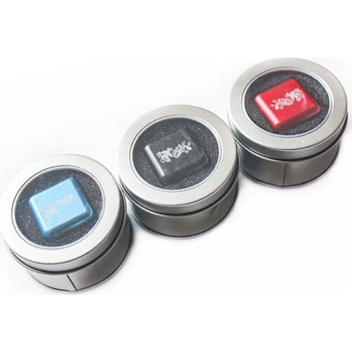 Aluminum Billiard Snooker Cue Chalk Holder,Pocket Pool Chalk Holder, Magnetic Closure, 1.1" x 1.1" x 1.1" Cube Blue Black Red