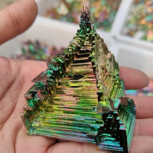 180-200g top！Quartz Crystal Rainbow Titanium Bismuth Specimen Cluster Mineral Healing