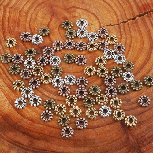 Hot Fashion 50Pcs Charm Silver Plated Flower Metal Loose Spacer Bead Caps For DIY Bracelet Charms Jewelry Making
