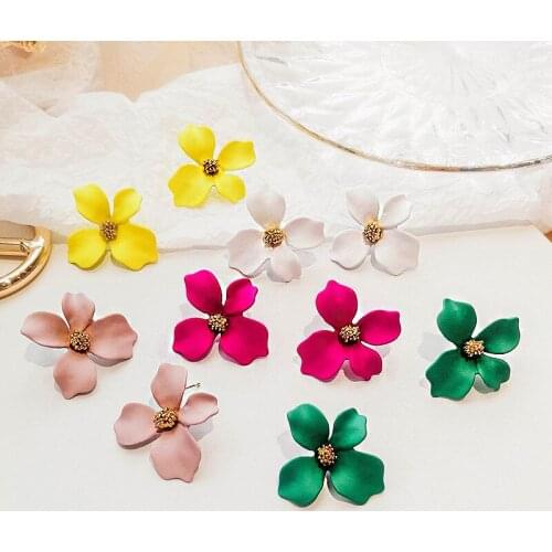 Women Stud Earrings New Korea Flower Jewelry Fashion 2021 Brincos Boho Boucles D’Oreilles Oorbellen Aretes De Mujer Moda Female