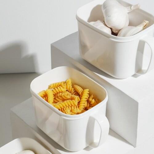 Refrigerator Transparent Food Storage Box Edible Plastic Material Sealed Grain Container For Food Storage With Handle