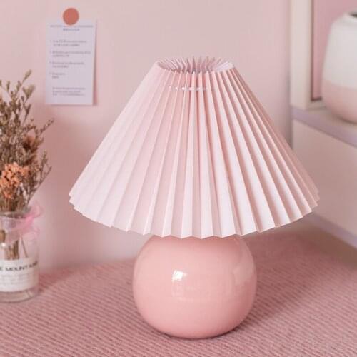 INS Pink Table Lamps Bedroom Bedside Lamp European Home Lighting Decor Nordic Modern Standing Desk Light Night Lighting Fixture