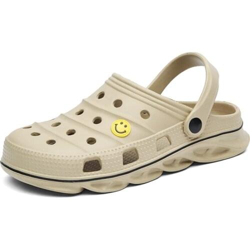 2021 Summer new style mens beach shoes smile face fashion classic blade dual purpose hole shoes EVA Garden Shoes