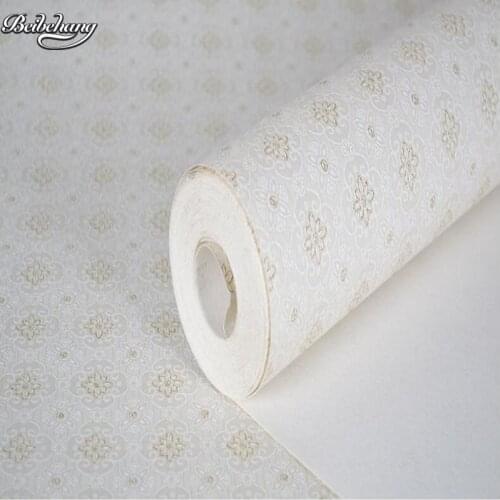 Beibehang Living room bedroom non - woven wallpaper 3d European - style warm green foil beautifully small flower shop decoration