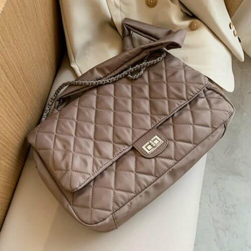 Black Quilted Retro Large-Capacity Bag Womens Bag 2021 New Style Fashion All-Match Simple Shoulder Bag Tote Bag