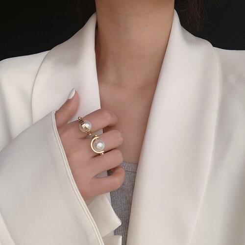 FFLACELL 2020 New Trendy Metal Pearl Simple Round Geometric Hollow Exaggeration Design Finger Rings for Women Girl Party Jewelry