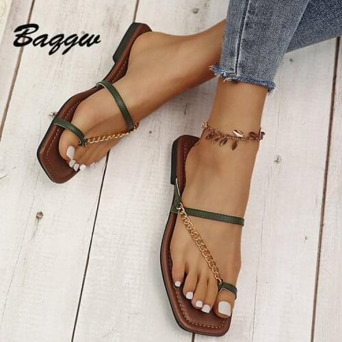 New Women Slippers Fashion Metal Chain Narrow Band Square Toe Flat Shoes Female Outdoor Casual Beach Open Toe Slippers Plus Size