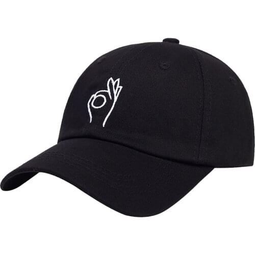 New Fashion Cotton Baseball Cap Finger Embroidery Unisex Hat Four Seasons Universal Outdoor Sun Hats Hip Hop Leisure Sports Caps