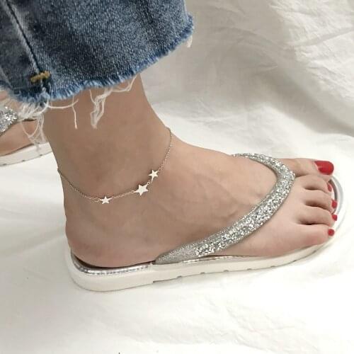 Amaiyllis Bracelets On The Leg