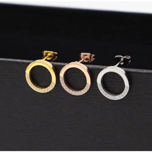 Yakino Fashion Women's Gold Earrings