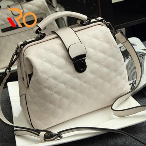 Women Handbag Genuine Leather Handbag Doctor Bag Women Shoulder Bag Small Plaid Rivets Crossbody Handbag Fashion Women Bags 2019