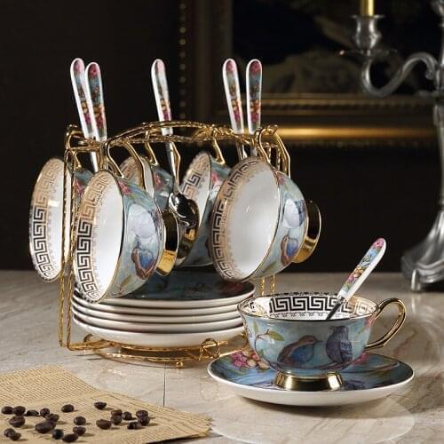 Europe High-grade bone china coffee cup set Creative Vintage Phnom Penh Porcelain Tea Cups Set Cup and Saucer teapot Teaware