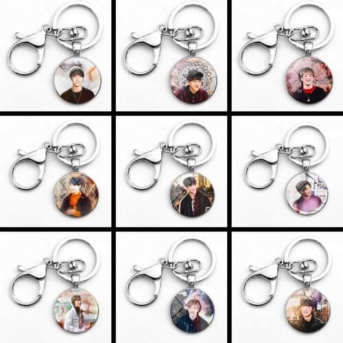 Fashion KPOP Stray Kids key chains single photo pendant keychain for fans Gift stray kids kpop stationery set new arrivals
