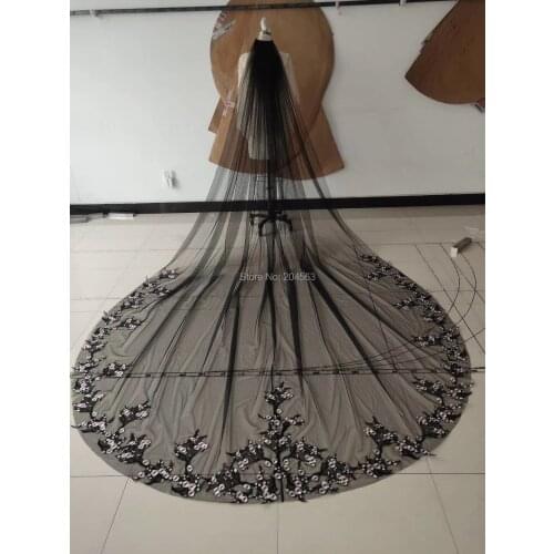 One-Layer Unique Black Wedding Veil Long Tulle Cathedral Veil with Flowers and Comb