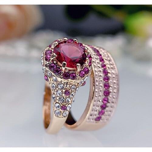 2pcs Stacking Red Round Cubic Zirconia Rings for Women Mocro-Paved Rhinestone Artisan Carved Ring Unique Designer Wedding Band
