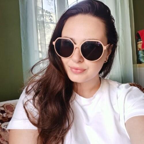 Fashion White Sunglasses Women Square Frame Glasses Vintage Small Eyeglasses Classic Coated Cutting Colorful Eyewear Recommend