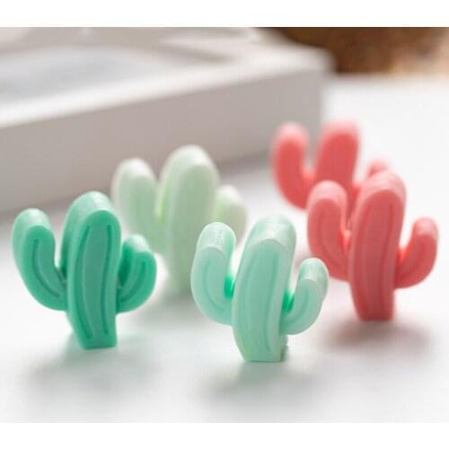 Desert Cactus design Silicone Baking Mold Ice Cubes Molds Handmade Soap Mold Fondant cake mould