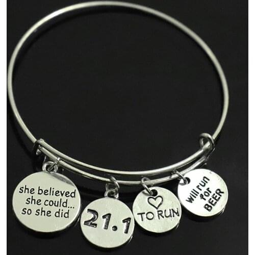 Popular 21.1 LOVE TO RUN Running Sports Label Charm & Pendant Bracelet Adjustable Retractable wire bangle