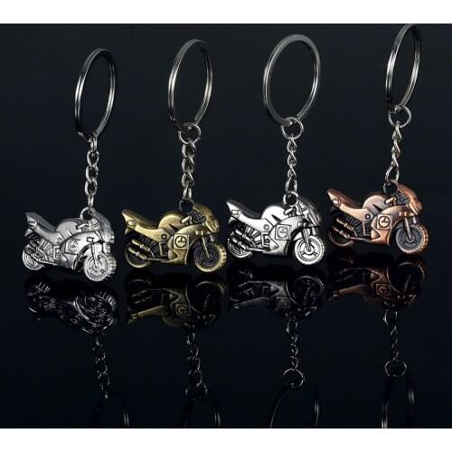 Car Keychain Retro Motorcycle Pendant Key Chain Creative Model Car Key Holder Metal Bag Charm Accessories 3D Craft Keychain