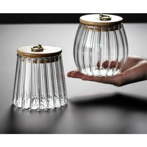 Glass tea pot household storage tank transparent creative petal Japanese tea jar Pu'er tea sealed Tea Caddies canister set