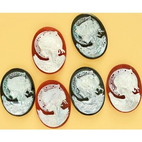 MIQIAO 10 Pcs/Pack Beauty Head Face Stone Oval White Shell Mother-of-pearl Carving Black Red Natural Agate Vintage CM Cameo