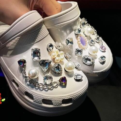 Luxury Croc Charms Elegant Charms for Crocs DIY Vintage Shoe Charms Rhinestone Pearl Shoe Accessories Bundle for Croc JIBZ