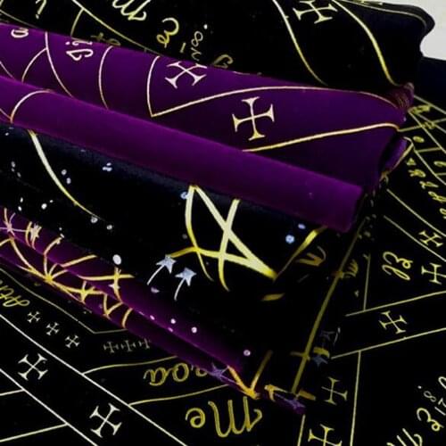 Tarot Tablecloth Velvet Mat Gods Imprint Witch Altar Divination Horoscope Cloth Five-pointed Star Black Purple Color 60x60 CM