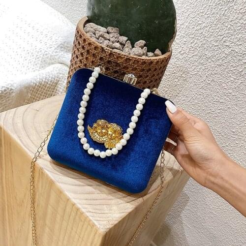 Fashionable Pearls Evening Bags for Women 2021 New Luxury Handbags Velvet Vintage Purse Designer Chain Party Shoulder Bag Woman