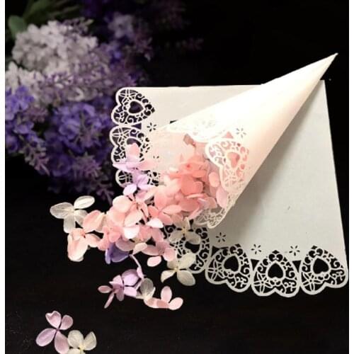 100PCS Love Heart Petal Cones Paper Cones Holder Candy Wedding Confetti Cones for Petals Lavender Wedding Favor Confetti Toss