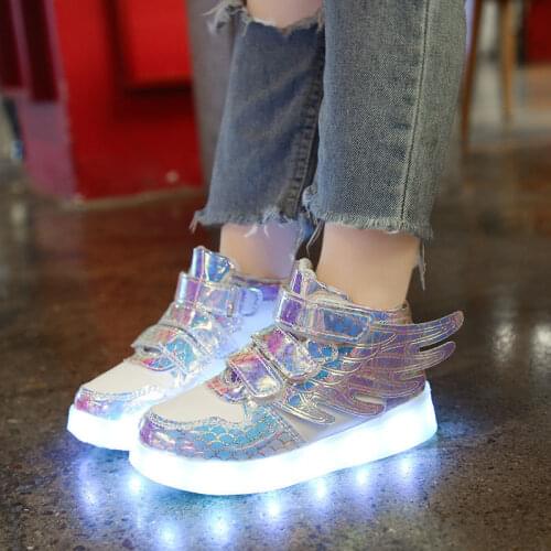 Colorful Mesh Kids Luminous Shoes Sneakers Led Light Shoes with Wing USB Charging Casual Sports Shoes Girls Skateboarding Shoes