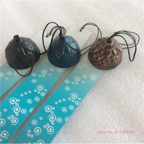 Antique Copper Cast Iron Strawberry Metal Wind Chimes Japanese Style Retro Farmhouse Decor Wind Spinner Creative Gifts Windbell