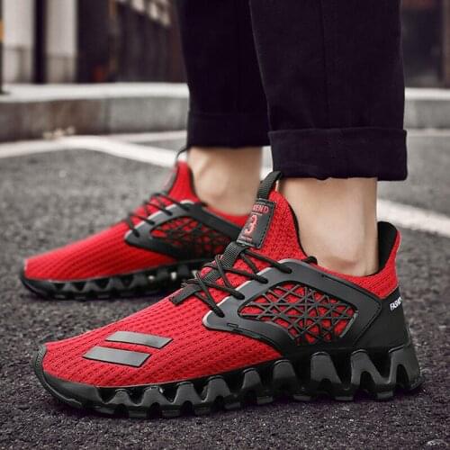 Fashion Blade Rubber Sole Men Running Shoes Stylish Cool Black Red Sport Shoes Men Adult Gym Jogging Sneakers