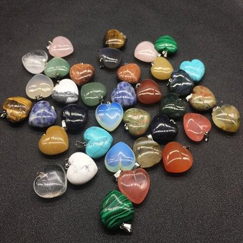 50pcs/lot Heart Shape Natural Stone Beads Pendant Mix Loose Crystal Stone Pendants For Necklace Making DIY Jewelry Accessories