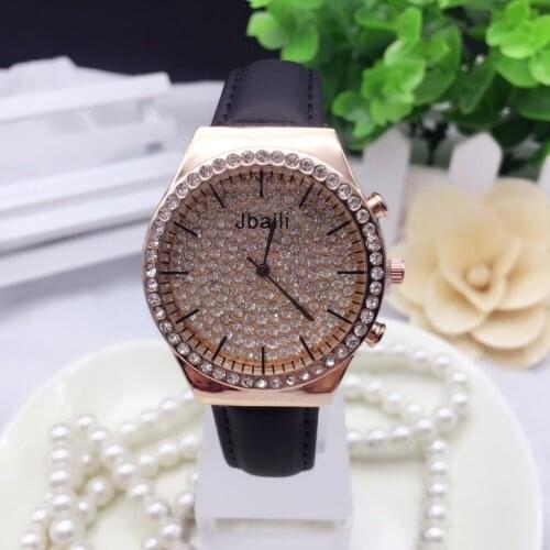 2020 New Fashion Full Diamond Dial Watches Women Girls Lady Rhinestone Quartz Wristwatch Red Leather Clock Reloj Mujer Relogio