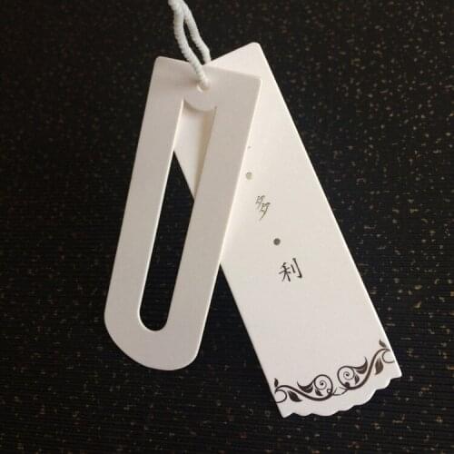 New fashion customized high quality 600gsm paper hot silver stamping tags, high-grade special-shape labels tags