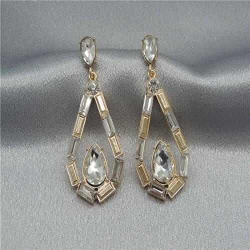Jewelry manufacturers sell exquisite goddess fashion versatile temperament diamond inlaid glass earrings ak3