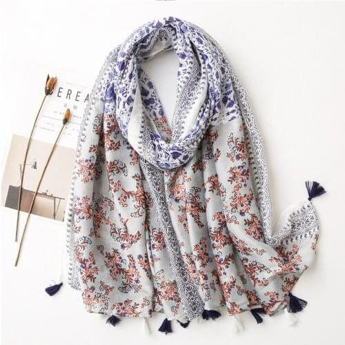 2021 Fashion Vintage Flower Print Tassel Scarf Shawls Long Soft Floral Cotton Scarves Hijab Wrap