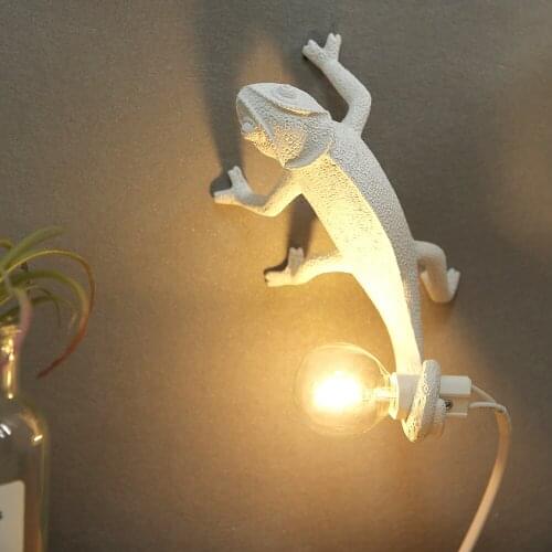 Huandelite Desk Lamp