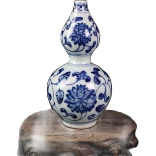 Chinese Old Porcelain Blue And White Vase With Lotus Pattern