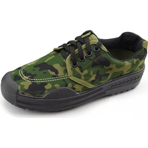 2019 New Military Training Low Shoes Construction Site Mountaineering Labor Insurance Camouflage Rubber Shoes Men Training Shoes