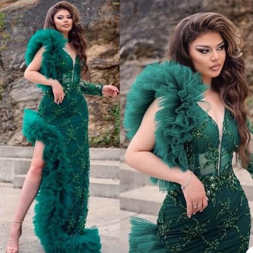 Green Mermaid Prom Dress Deep V Neck Tiered Ruffles Long Sleeve Shiny Sequins Appliques Dresses African Black Girls Evening Gala