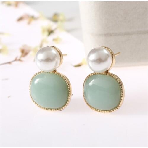Resin pearl earrings Fashion women earrings Resin round small pearl earrings 2019 fine jewelry stud earrings for women