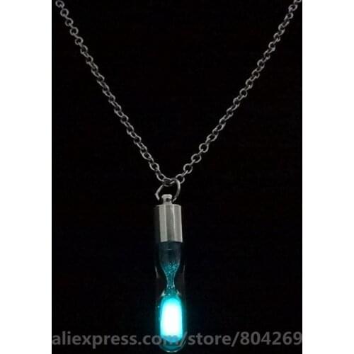 100pcs/lot Hot Sale Luminous Bottle Pendant Necklace Female Long Necklace Holiday Fashion Gift Jewelry xl19090103
