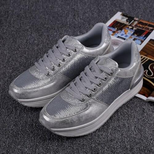 Womens Platform Platform Shoes 2021 Scale Mirror Trendy Casual Womens Running Shoes All-Matching Sports