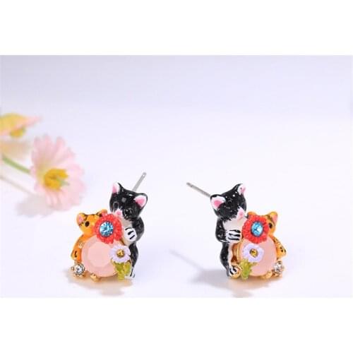 European and American New Fashion Personality Earrings Enamel Glaze Cute Cat Earrings Temperament Non-pierced Ear Clip Earrings