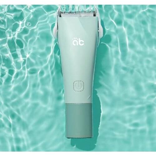 Low vibration silent card intelligent power display is not easy to wear electric push baby new hair clipper J06