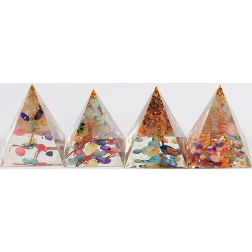 Natural Crystal Gravel, Reiki Resin Pyramid life Tree Decoration Craft Jewelry Pyramid Stone Energy Healing Chakra Reiki Meditat