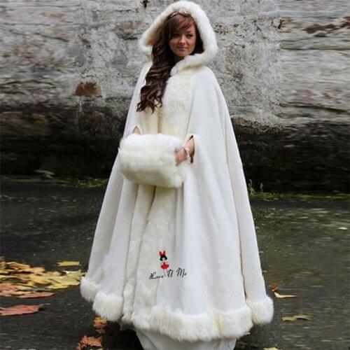 Christmas Wedding Custom Coat Winter Wedding Cape Luxury Jacket with Fur Trim Bridal Cape Wedding Wrap Long Party Wraps Jacket