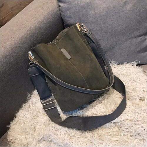 2021 ladies bucket PU shoulder bag single shoulder large capacity messenger broadband female solid color handbag