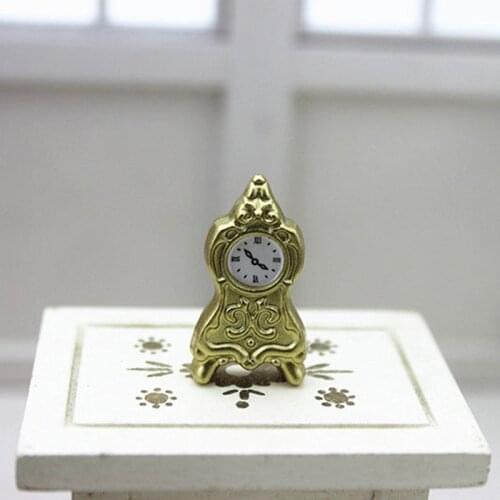 1PCS Mini Retro Feel Good Doll Houses Small Clock Dollhouse Miniature Furniture Model Ornaments